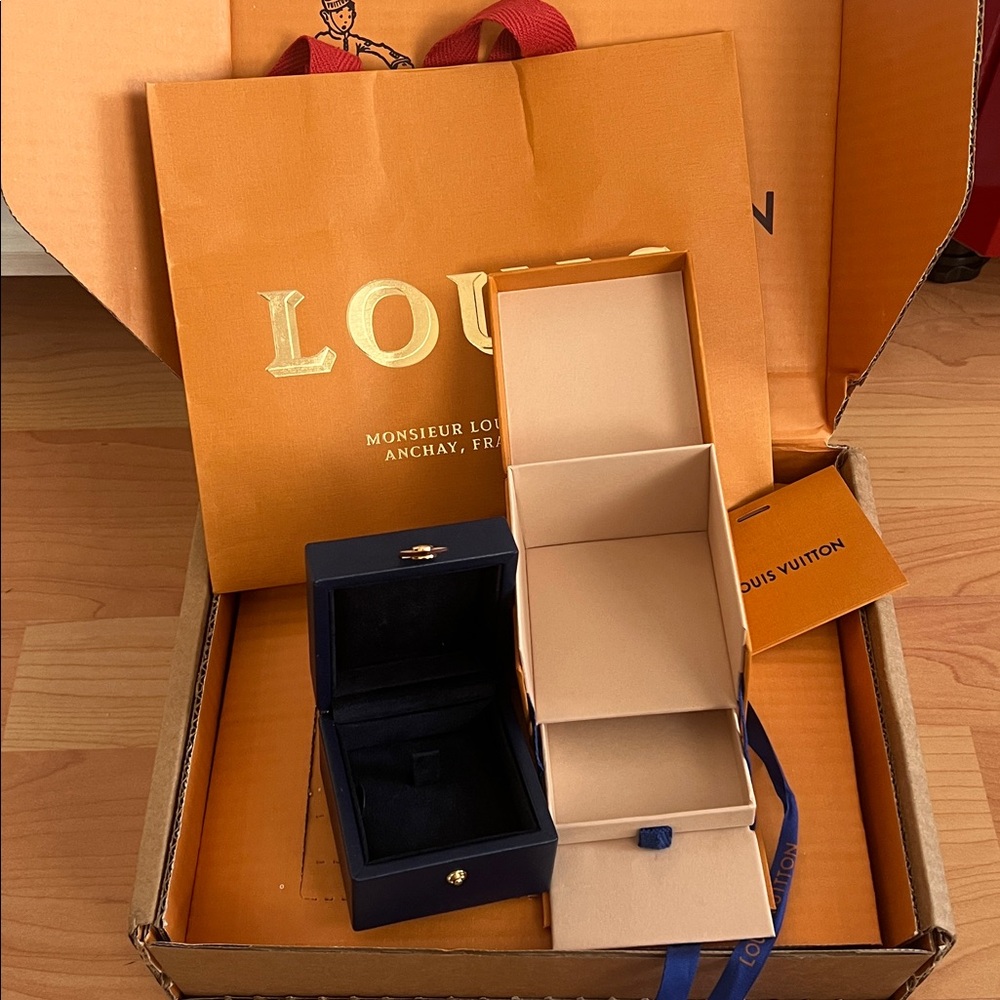 Louis Vuitton Orange case Box, Blue Leather Jewelry Box, shipping box, etc